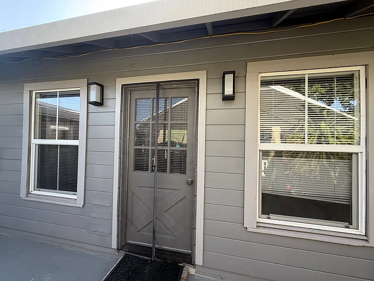 1017 Winton Dr #A — Photo 9