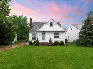 7515 Farnum Ave, Middleburg Heights, OH 44130