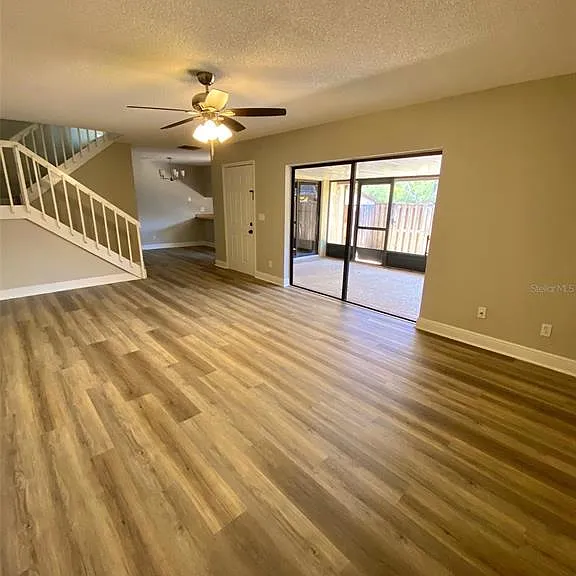 1004 Royal Oak Blvd — Photo 3