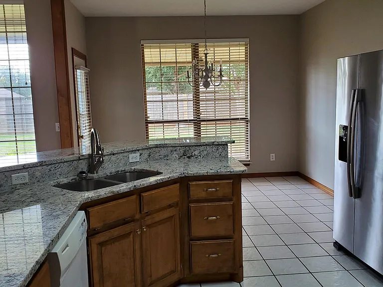 Kitchen - Dining Area