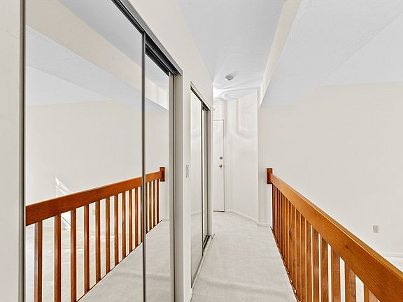 4th image of 117 Tall Oaks Dr Unit D