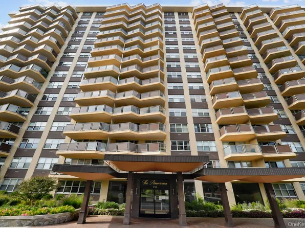 17-85 215th Street #2H, Bayside, NY 11360