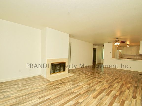 4th image of 17 Little Creek Ln