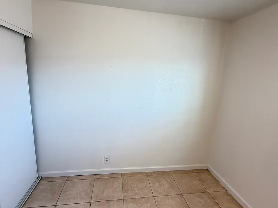 3356 Sylvia St #3