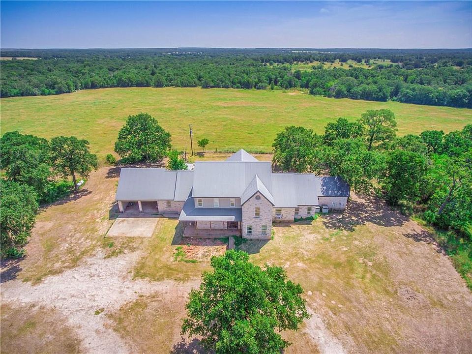 1st image of 1102 Private Road 3162