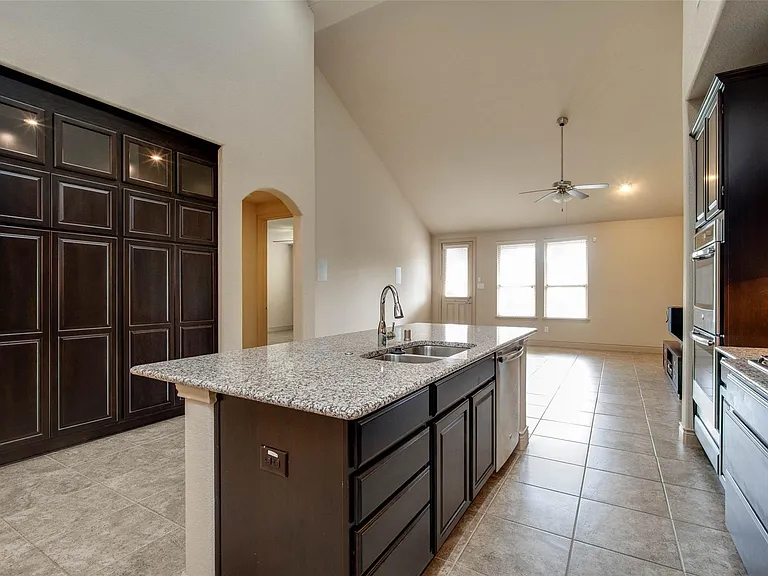 24111 Valencia Ridge Ln — Photo 22