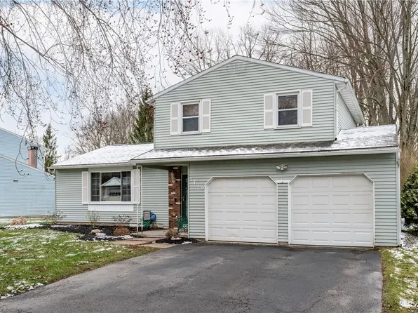 5419 Fortuna Pkwy, Clay, NY 13041