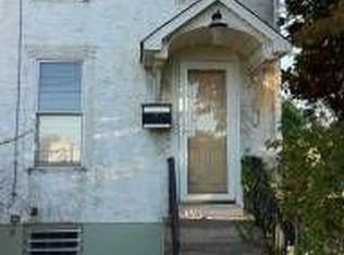 825 W 3rd St, Florence, NJ 08518