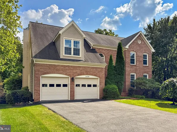 2459 Dakota Lakes Dr, Herndon, VA 20171