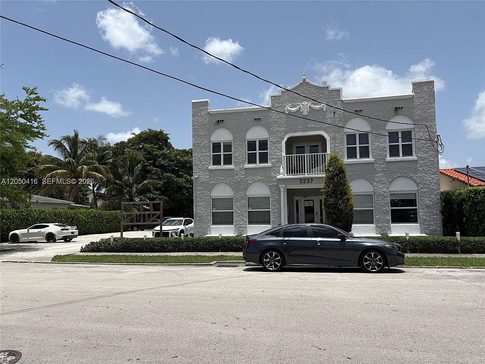 1st image of 3237 SW 4th St APT 2