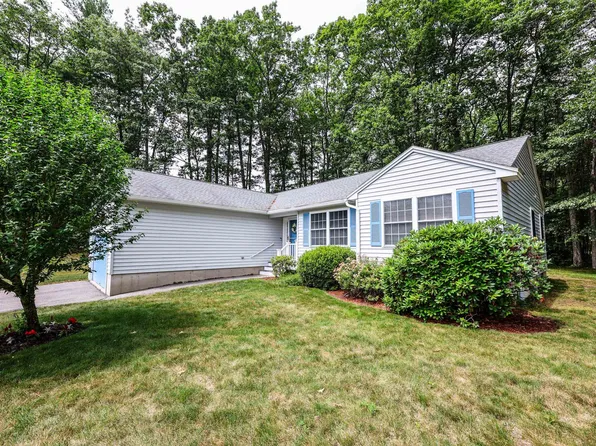3 Glasgow Circle, Hudson, NH 03051