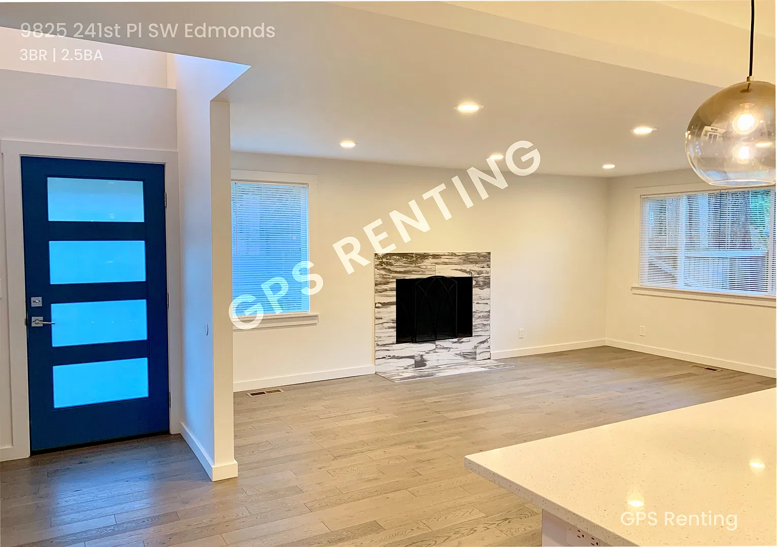 Edmonds 3bd beautifully updated home! — Photo 3