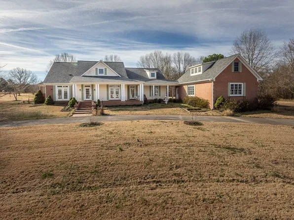 950 Keough Dr, Piperton, TN 38017