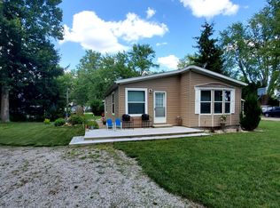 28 Ems B63 Ln, Warsaw, IN 46582