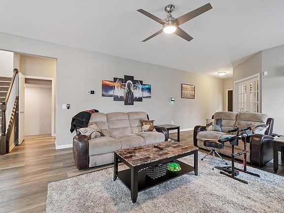 5th image of 42811 Colonial Rd