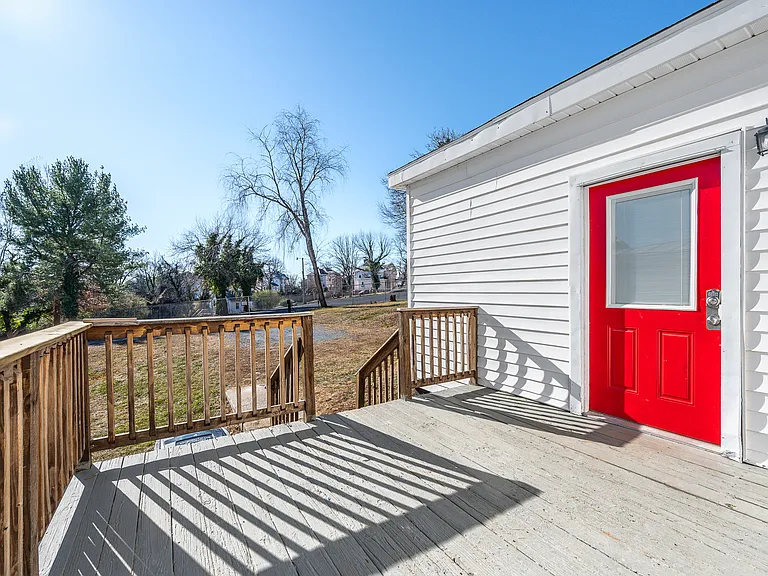 1015 Cabell St — Photo 26