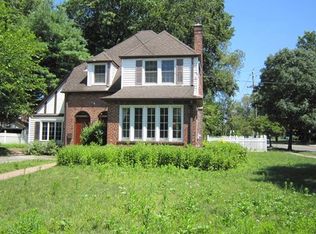 203 Steilen Ave, Ridgewood, NJ 07450