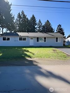 425 SW 304th Street, Federal Way, WA, 98023