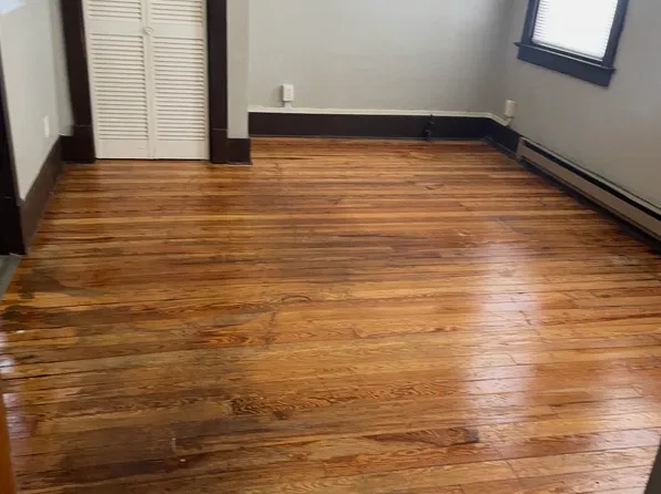 2194 National Rd APT 6, Wheeling, WV 26003