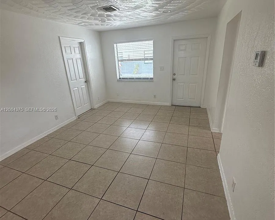 4120 SW 19th St #2