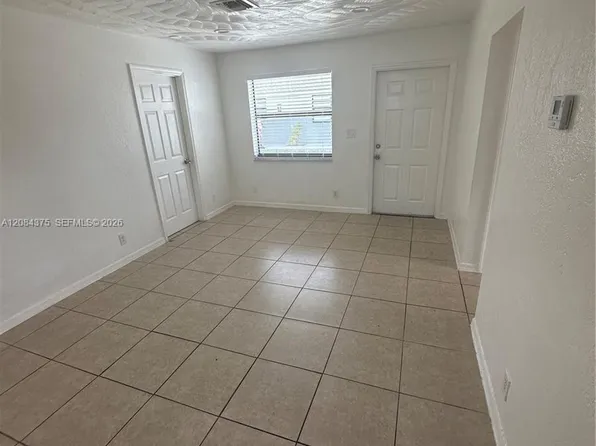 4120 SW 19th St, West Park, FL