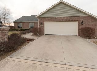 6922 S Washington Rd, Columbia City, IN 46725