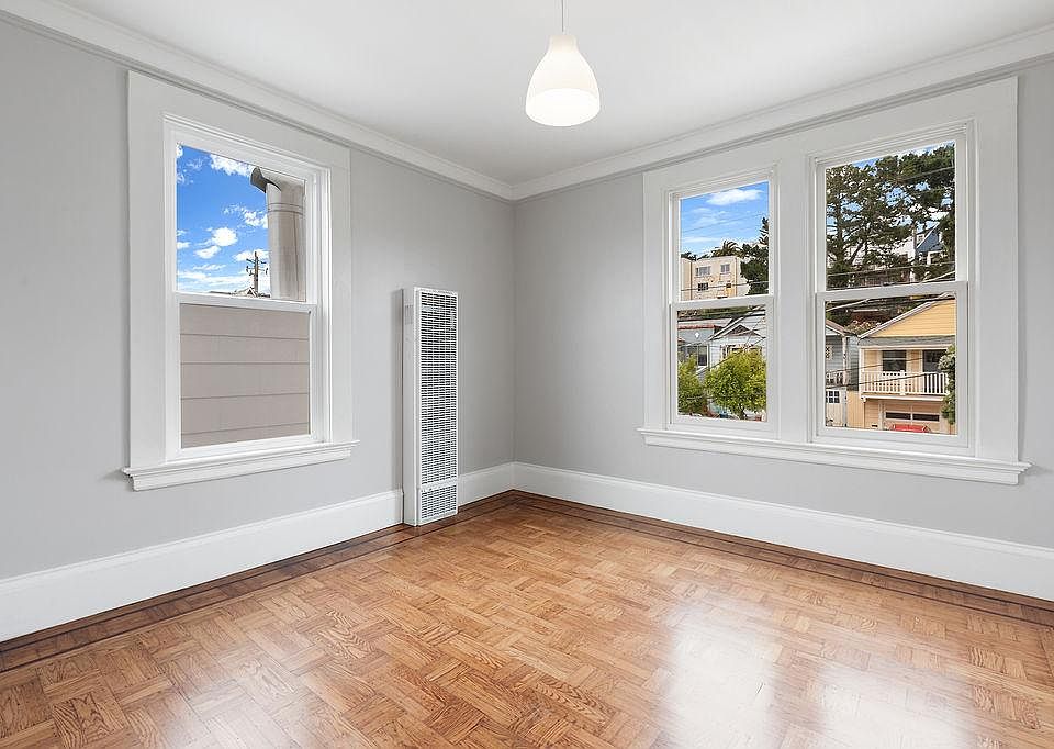 1st image of 115 Hearst Ave #4