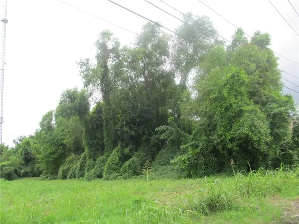 Nevada St, New Orleans, LA 70114
