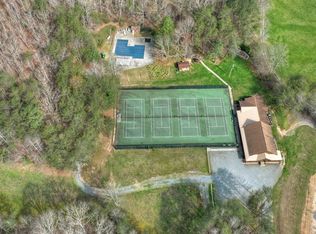 2494 Tennis Court Rd, Blue Ridge, GA 30513