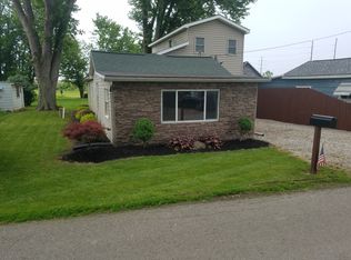 406 E Ream Rd, Fremont, OH 43420