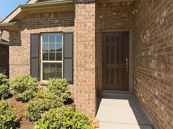 3rd image of 13318 Gladebeck Ln