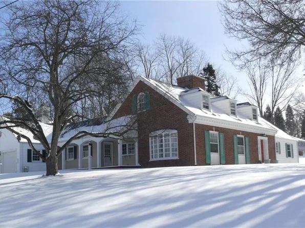 21 Mercury Ln, Jamestown, NY 14701