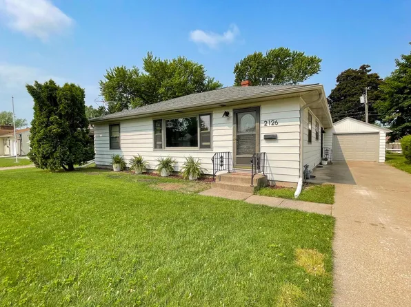 2126 Sunrise DRIVE, La Crosse, WI 54601