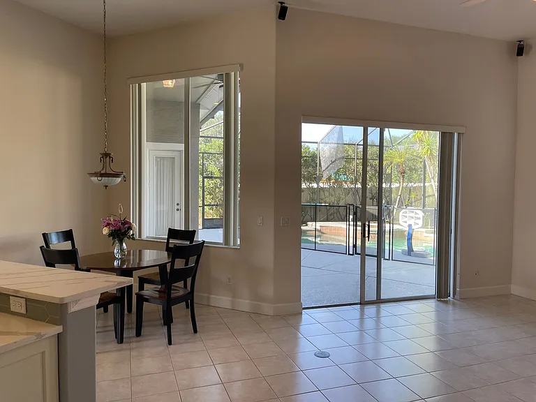 10008 Canopy Tree Ct — Photo 10
