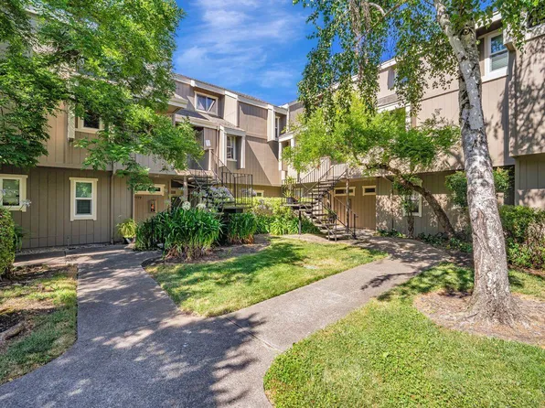 7775 Camino Colegio Drive, Rohnert Park, CA 94928