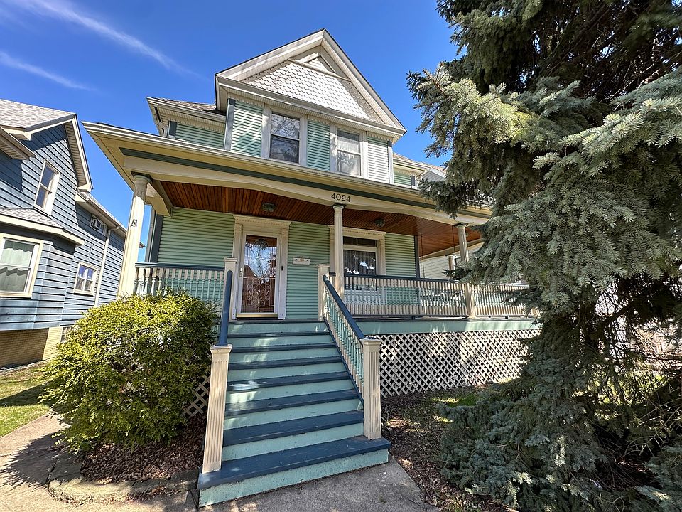 1st image of 4024 W Waveland Ave