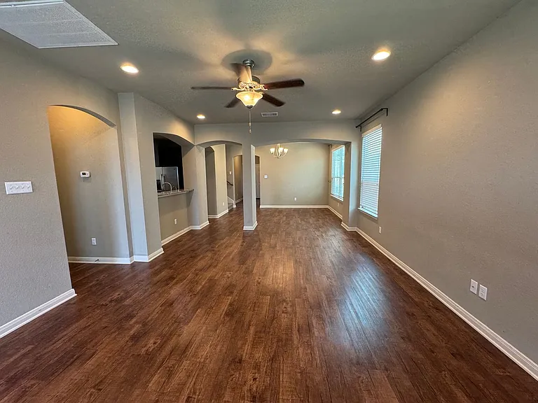 3309 Addison St — Photo 13