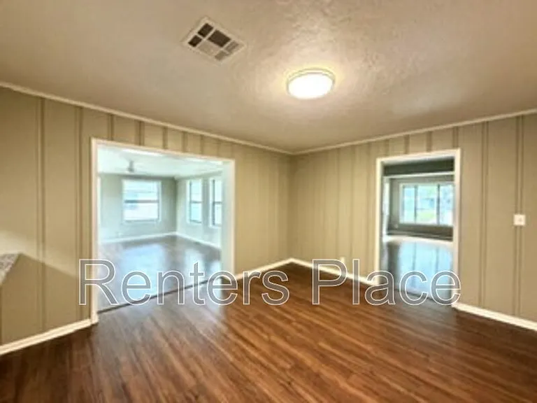 5501 S Newport Ave — Photo 7