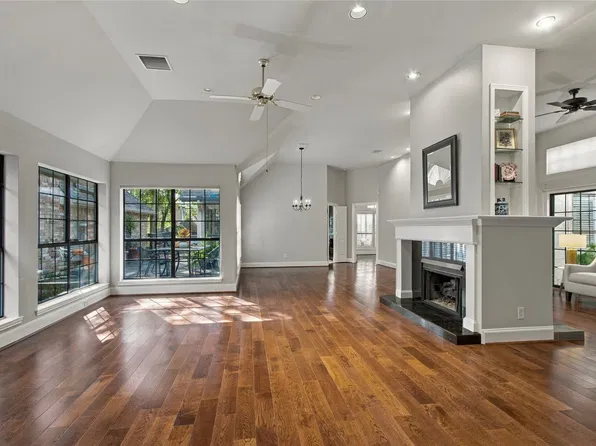2614 Rockport Cir, Garland, TX 75044