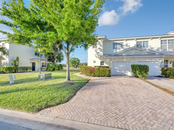 2538 Creekside Drive, Fort Pierce, FL 34981