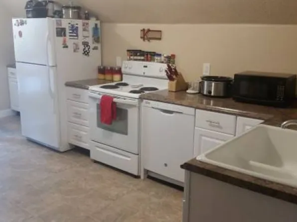 84 Brackett St, Westbrook, ME 04092