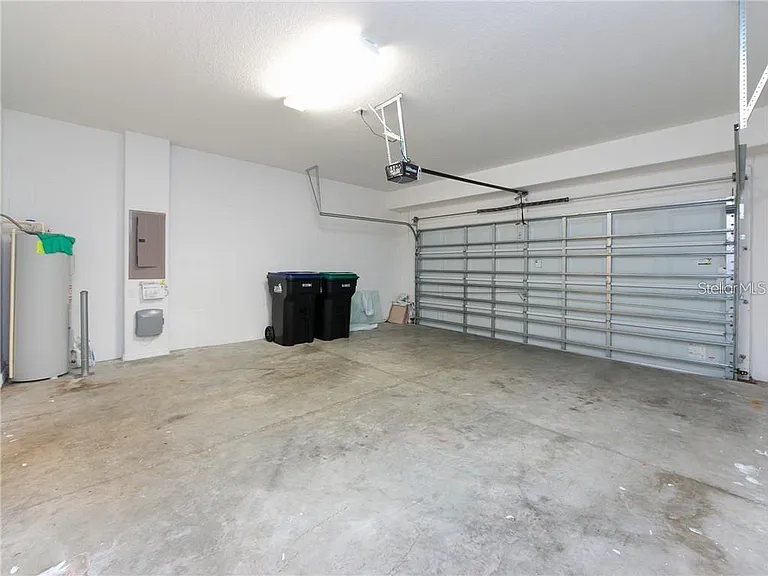 3439 Rodrick Cir — Photo 22
