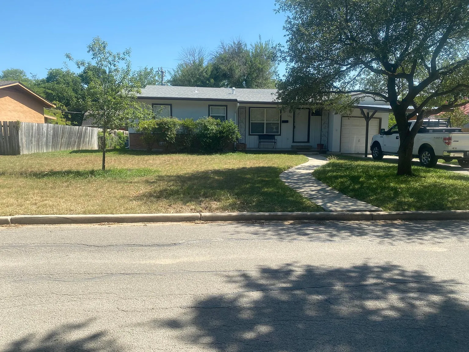 1204 Wiltshire Ave — Photo 1