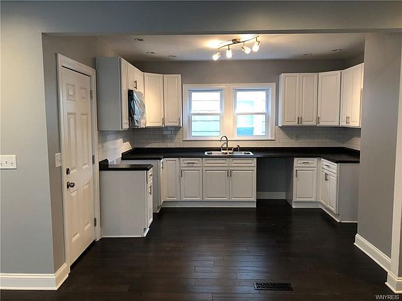 2nd image of 313 Cumberland Ave