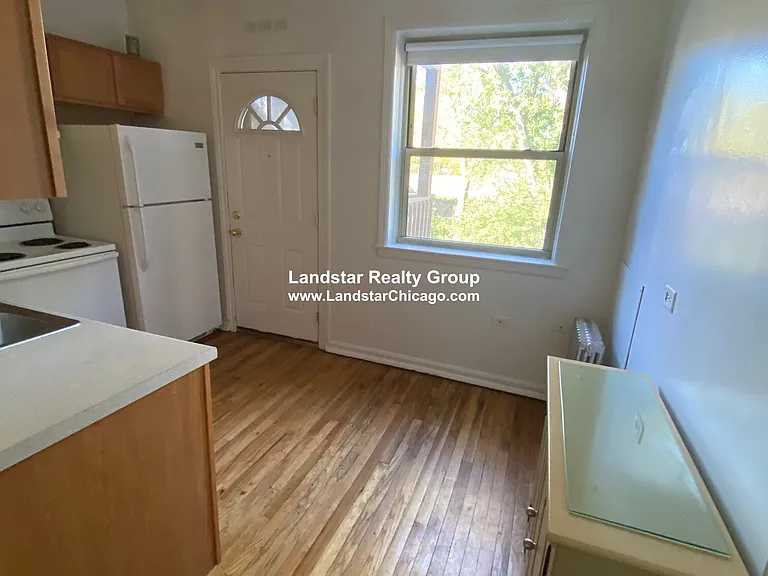1914 W Lunt Ave #3S — Photo 6