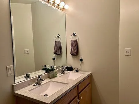 73 Laurel Dr — Photo 8