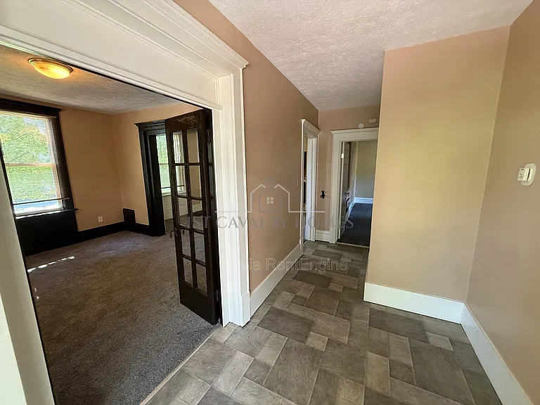 1076 Ackley St #2 — Photo 3