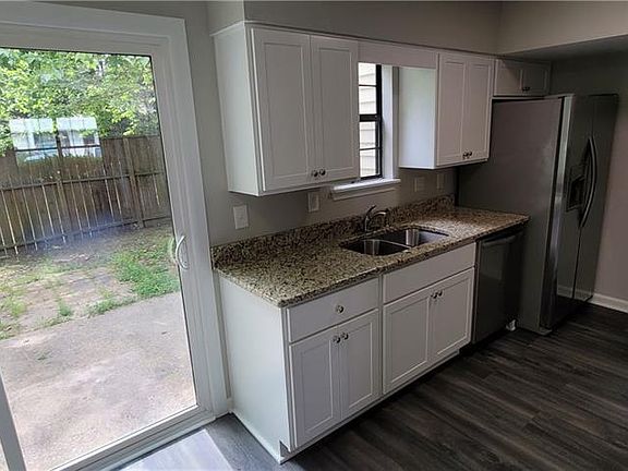 4th image of 1853 Ferrell Dr