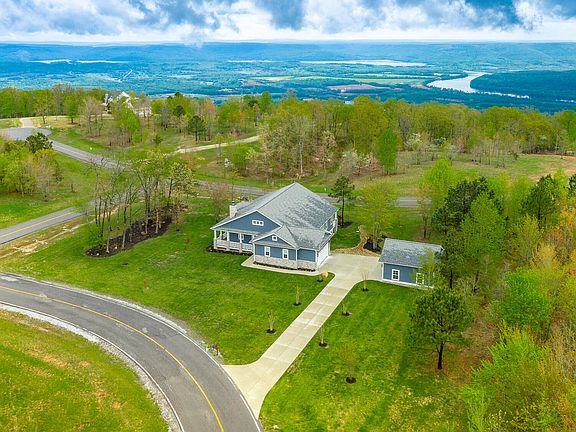 4th image of 1830 River Bluffs Dr