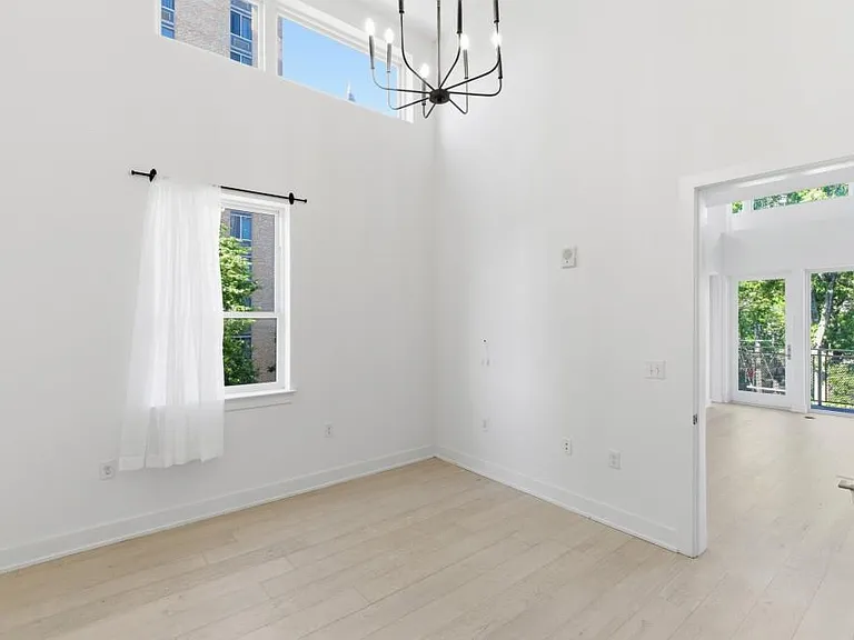 775 Juniper St #619 — Photo 26